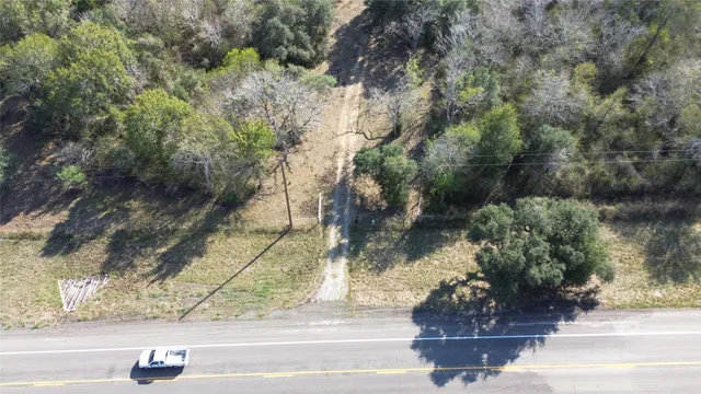 $1,260,000 | 3514 US 90, Glidden, TX 78943