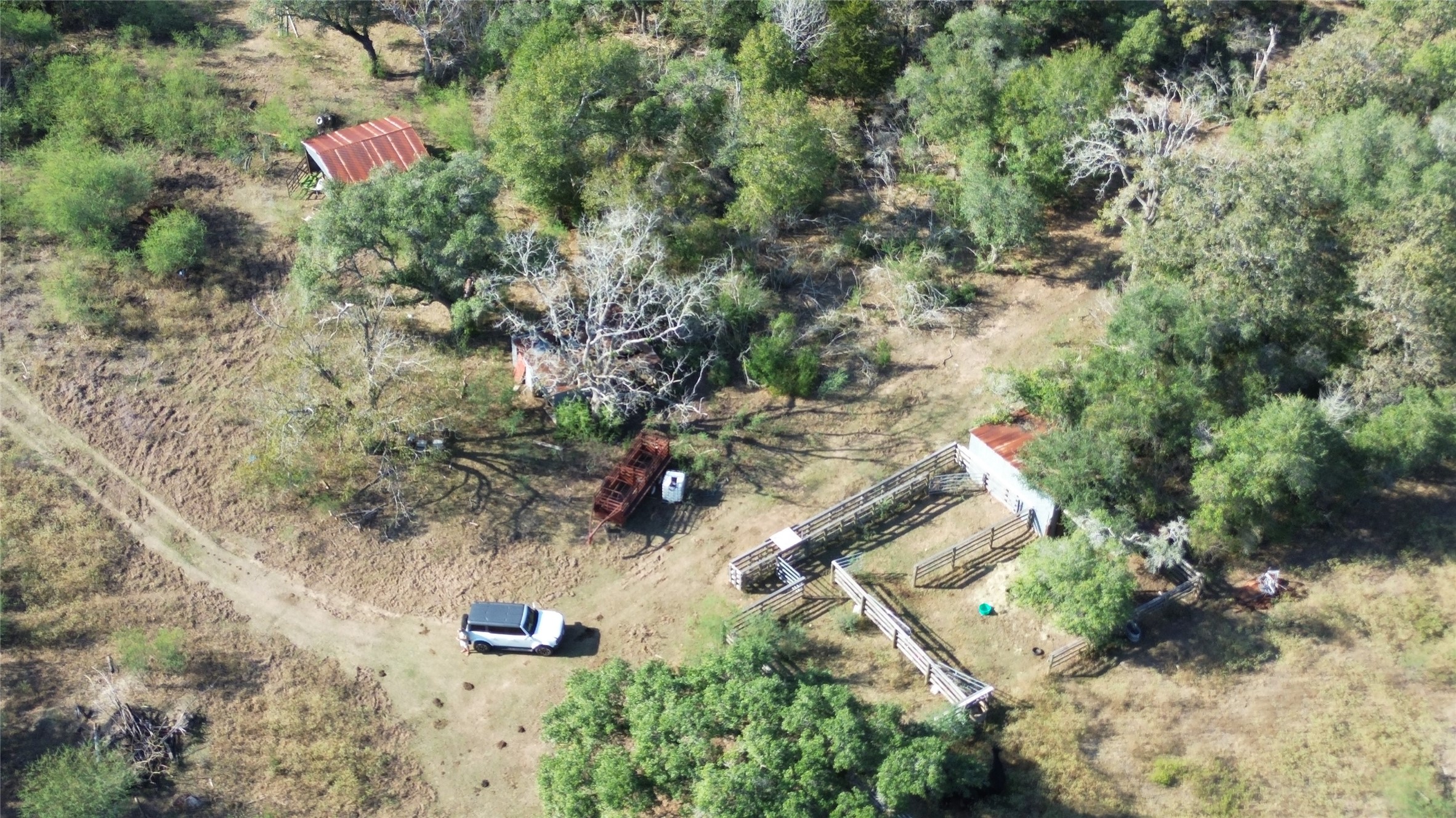 3514 US 90 Glidden, TX 78943 - Photo 17 of 18 an aerial view of a house with a yard