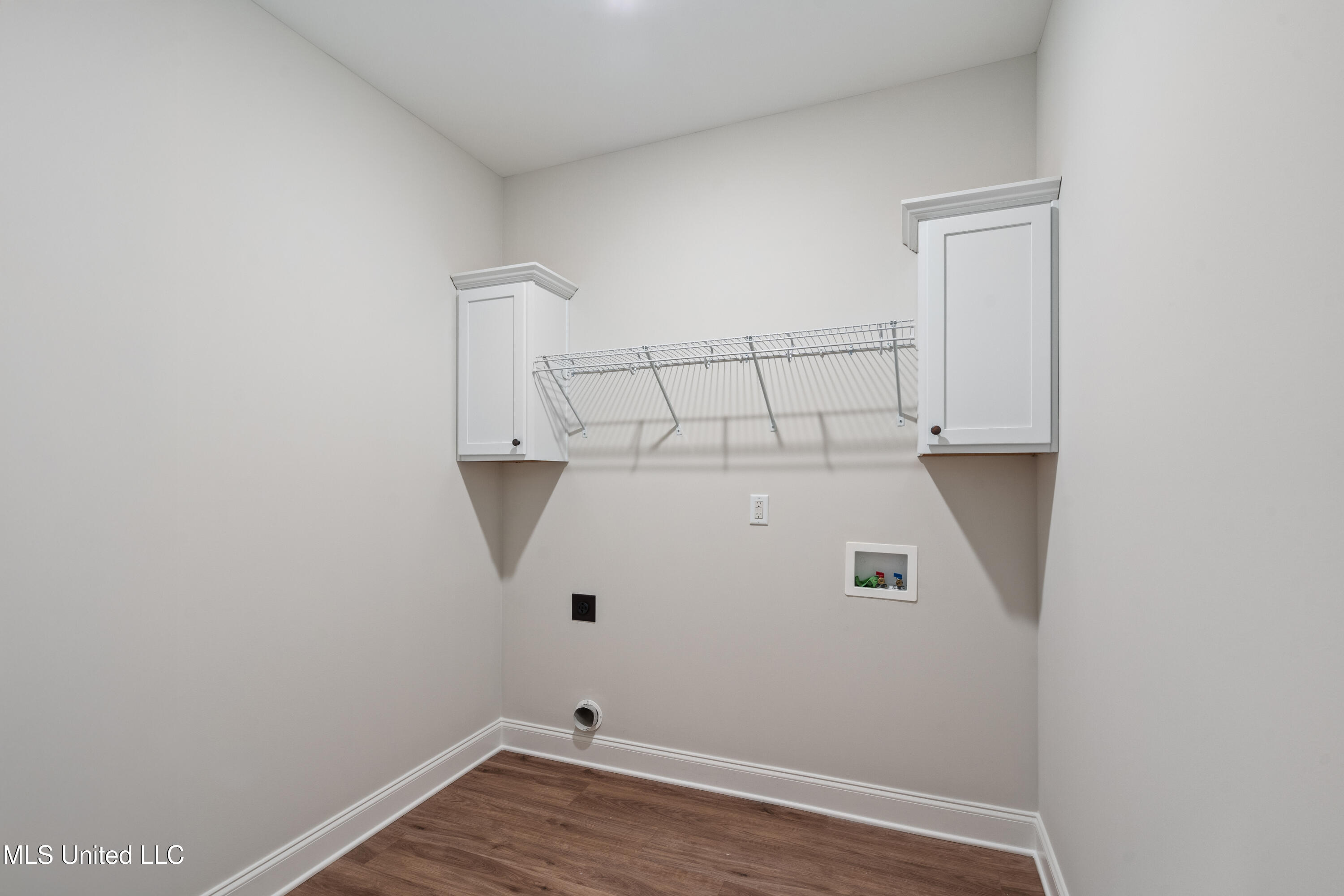 768 Lucas Lane Hernando, MS 38632 - Photo 26 of 31 utility room