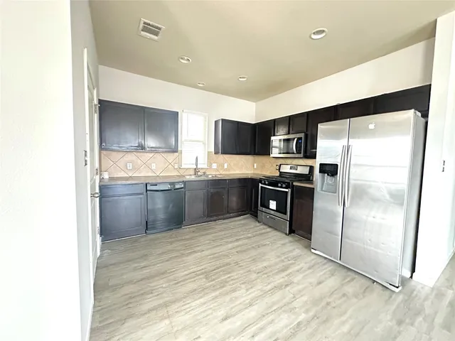 $1,650 | 4530 Kind Way, Austin, TX 78725