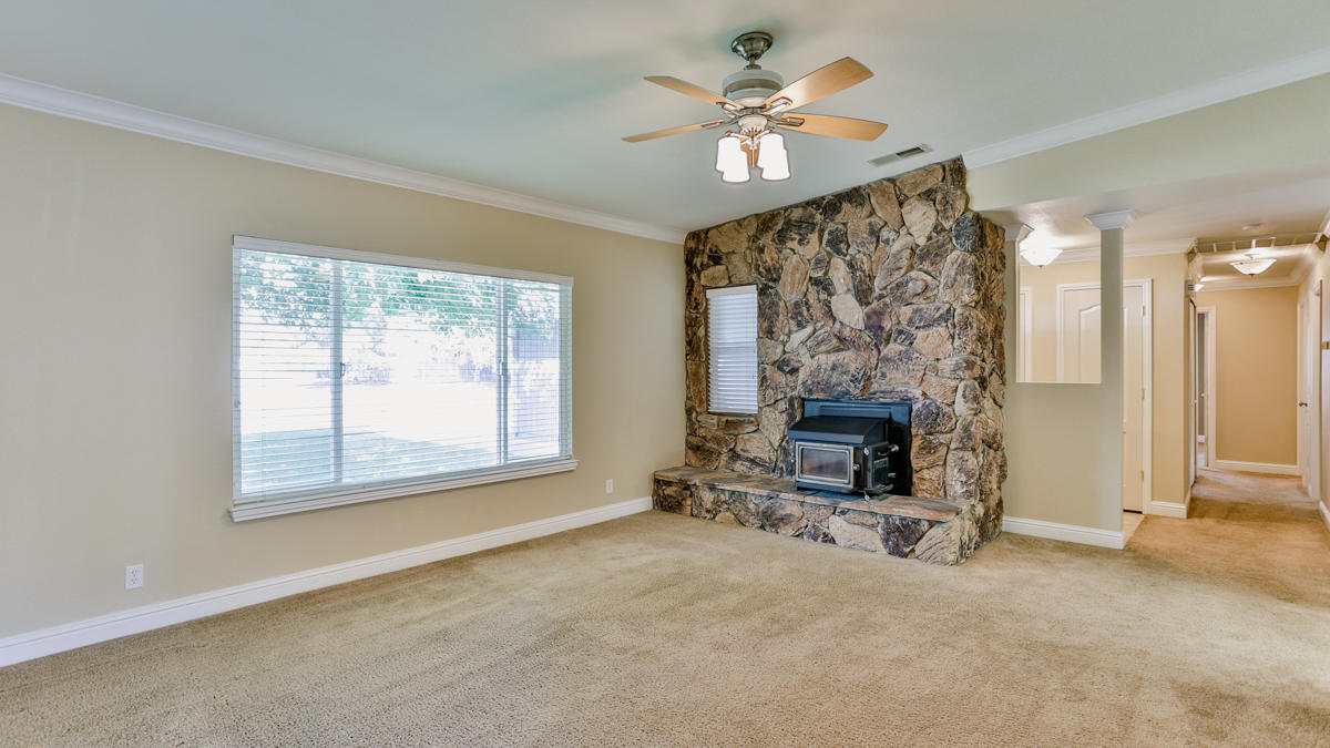1061 Woodside Meadows Road Redding, CA 96002 - Photo 5 of 22 untitled (5 of 60)
