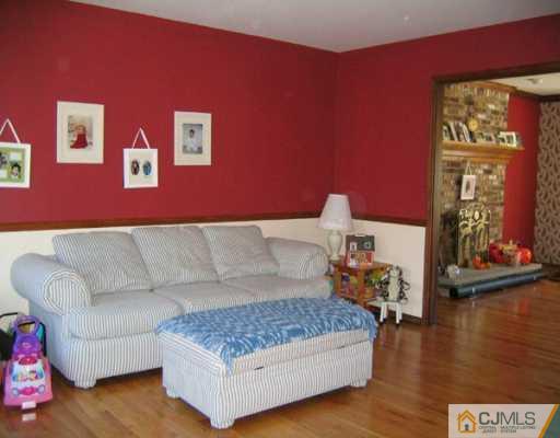 94 Barley Sheaf Road Flemington, NJ 08822 - Photo 3 of 6 Gallery Image 3