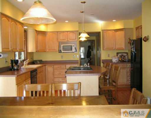 94 Barley Sheaf Road Flemington, NJ 08822 - Photo 6 of 6 Gallery Image 6