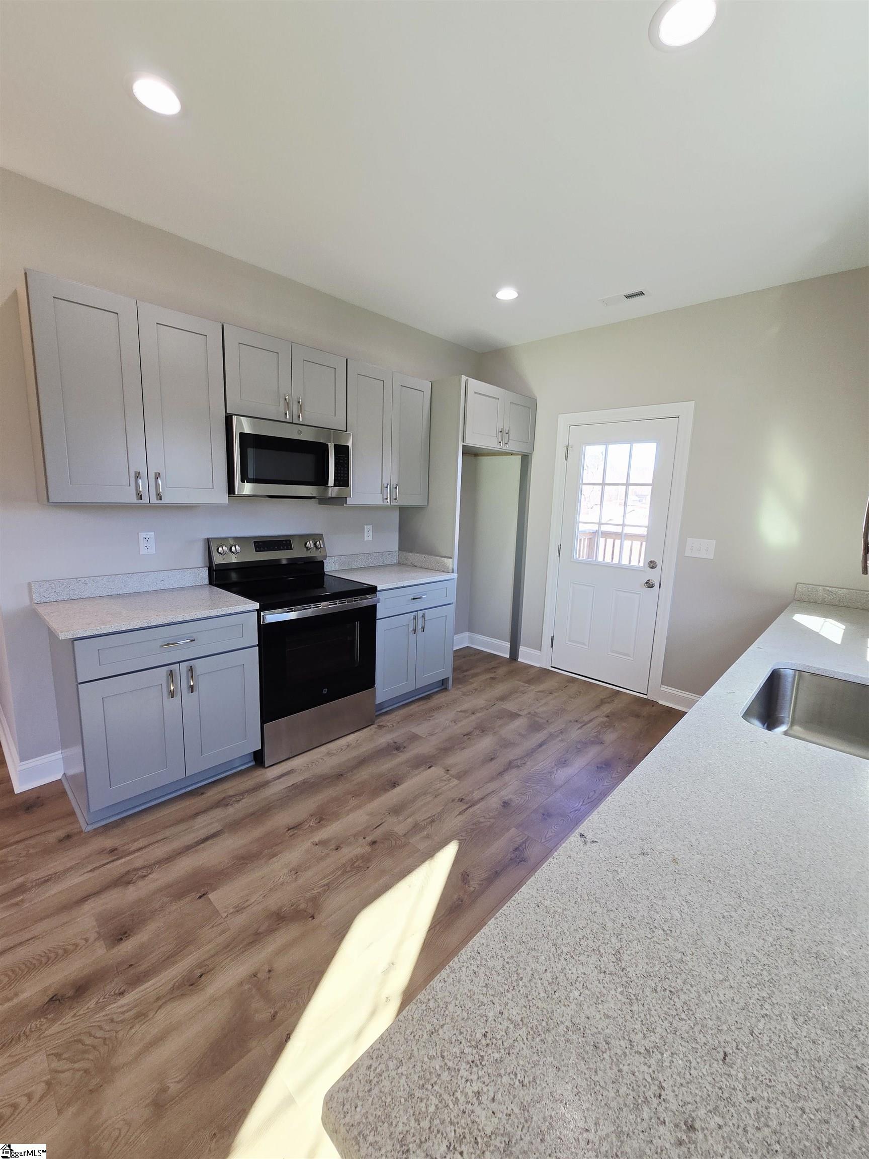 311 Tribble Street Seneca, SC 29678 - Photo 7 of 17