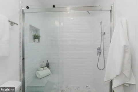 $1,776,000 | 6337 Lenox Road, Bethesda, MD 20817