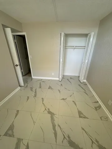 $2,000 | 9949 Sandalfoot Boulevard, Unit 536, Boca Raton, FL 33428