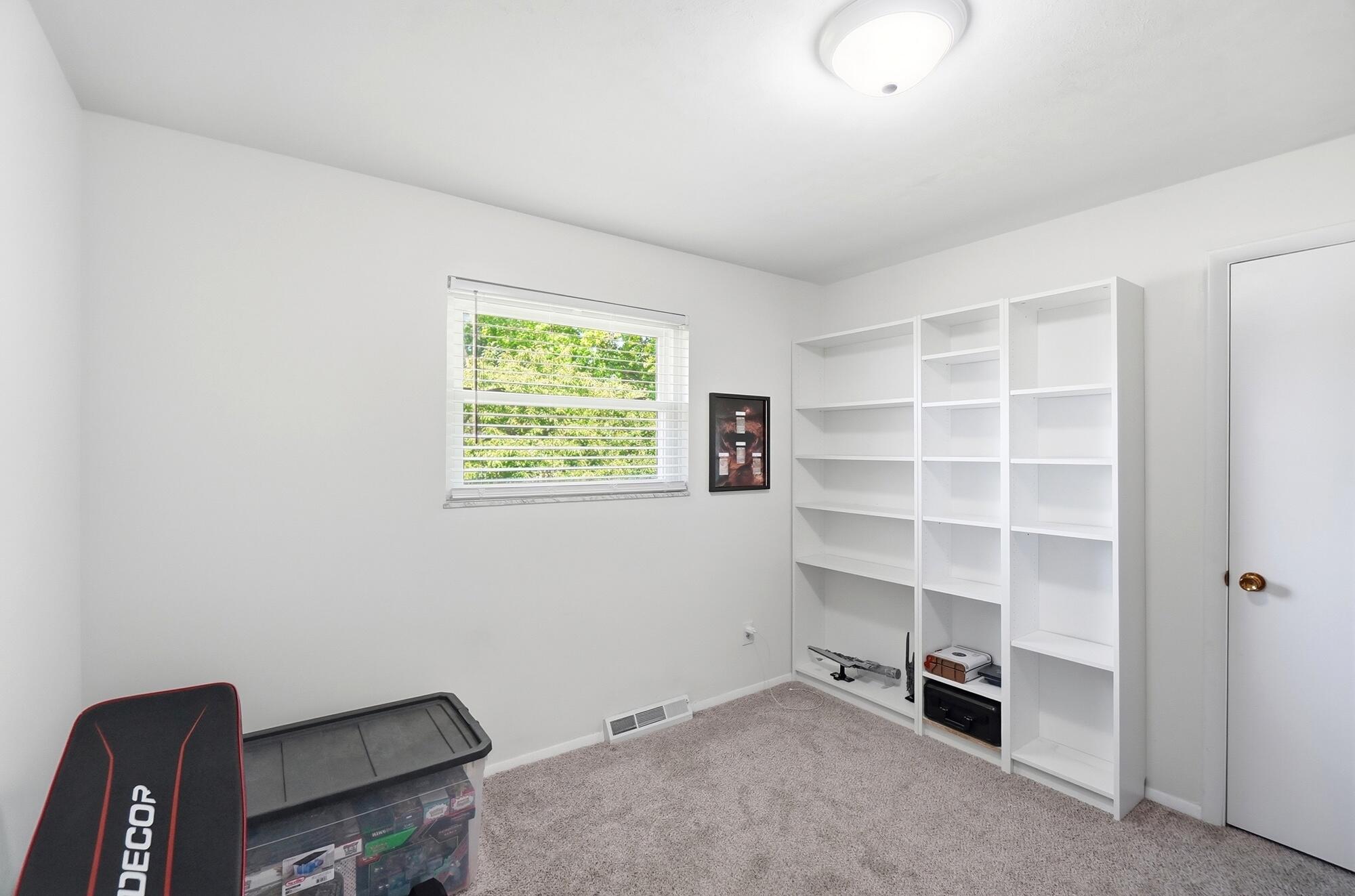 1858 Devon Drive Springfield, OH 45503 - Photo 35 of 55 037
