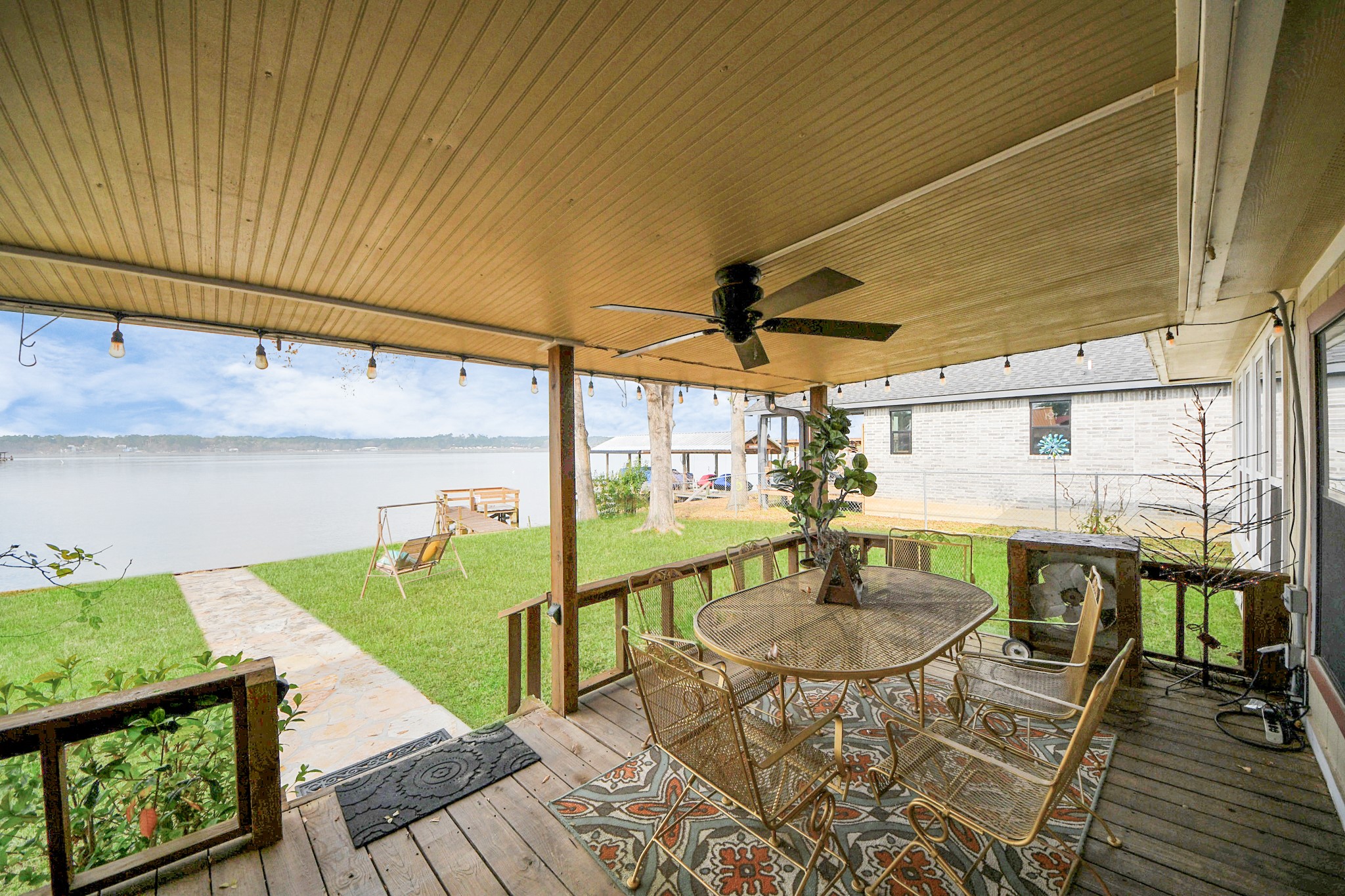 292 Kickapoo Drive Livingston, TX 77351 - Photo 29 of 50 Covered porch Dining