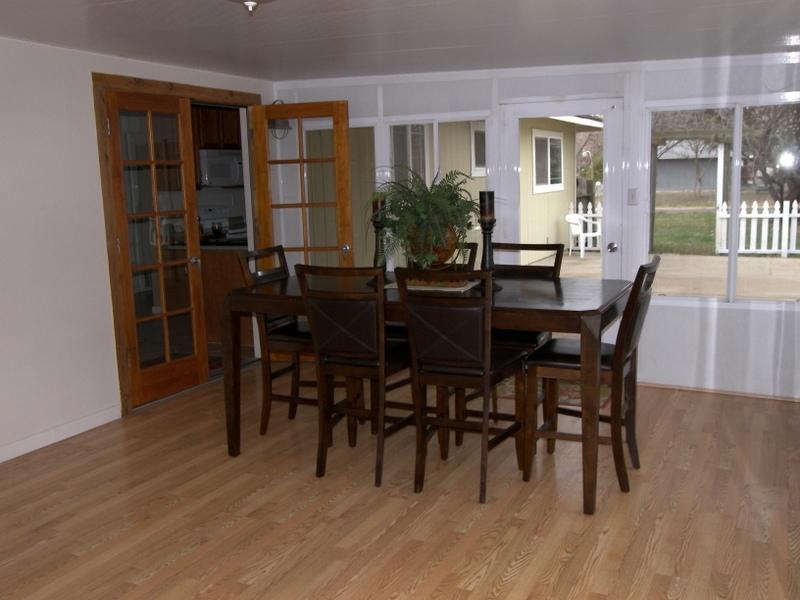6921 Weeks Road Redding, CA 96002 - Photo 11 of 33 Bonus Room / Formal Dining Area (A)