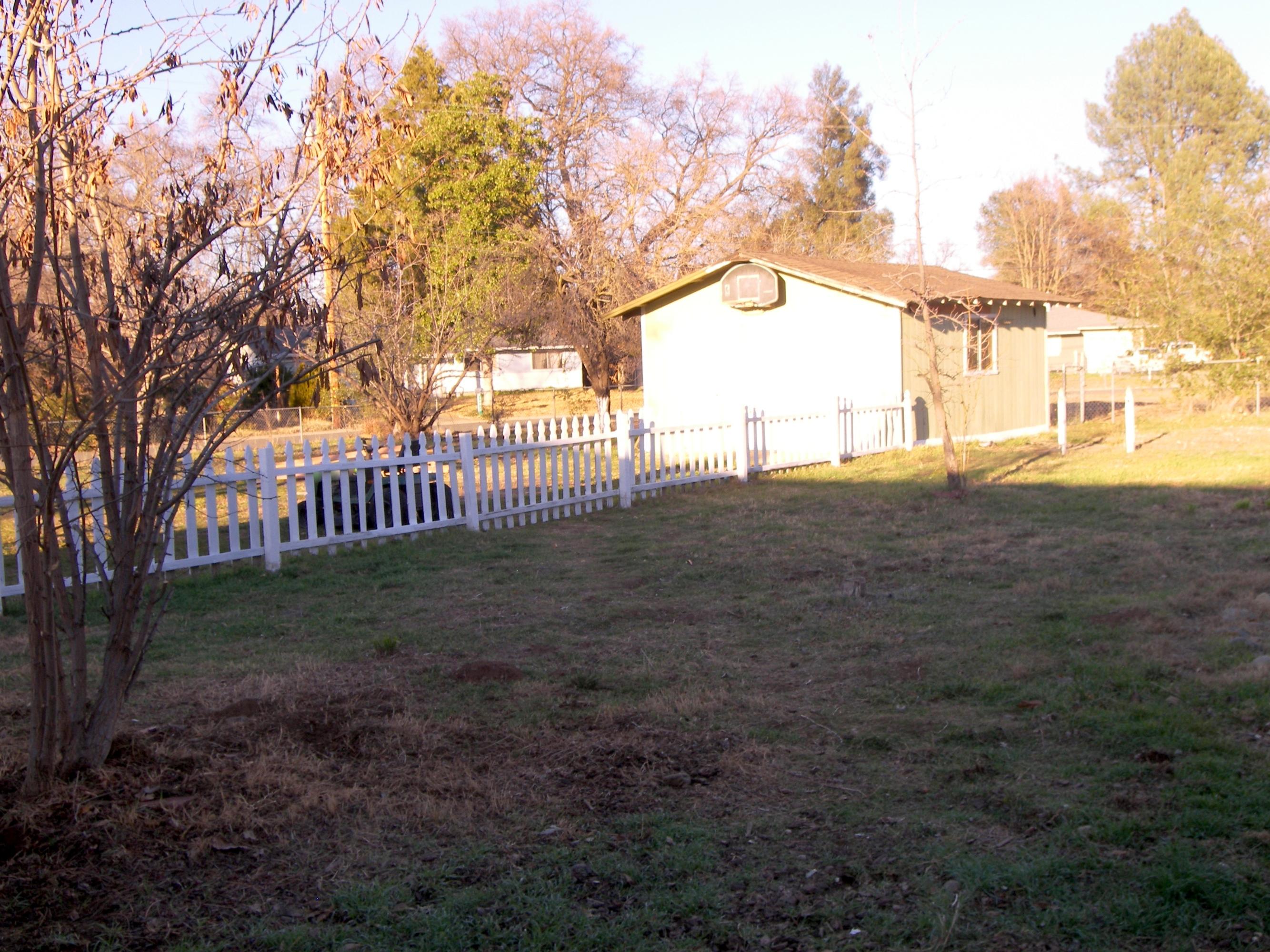 6921 Weeks Road Redding, CA 96002 - Photo 25 of 33 Back Yard from Patio 2