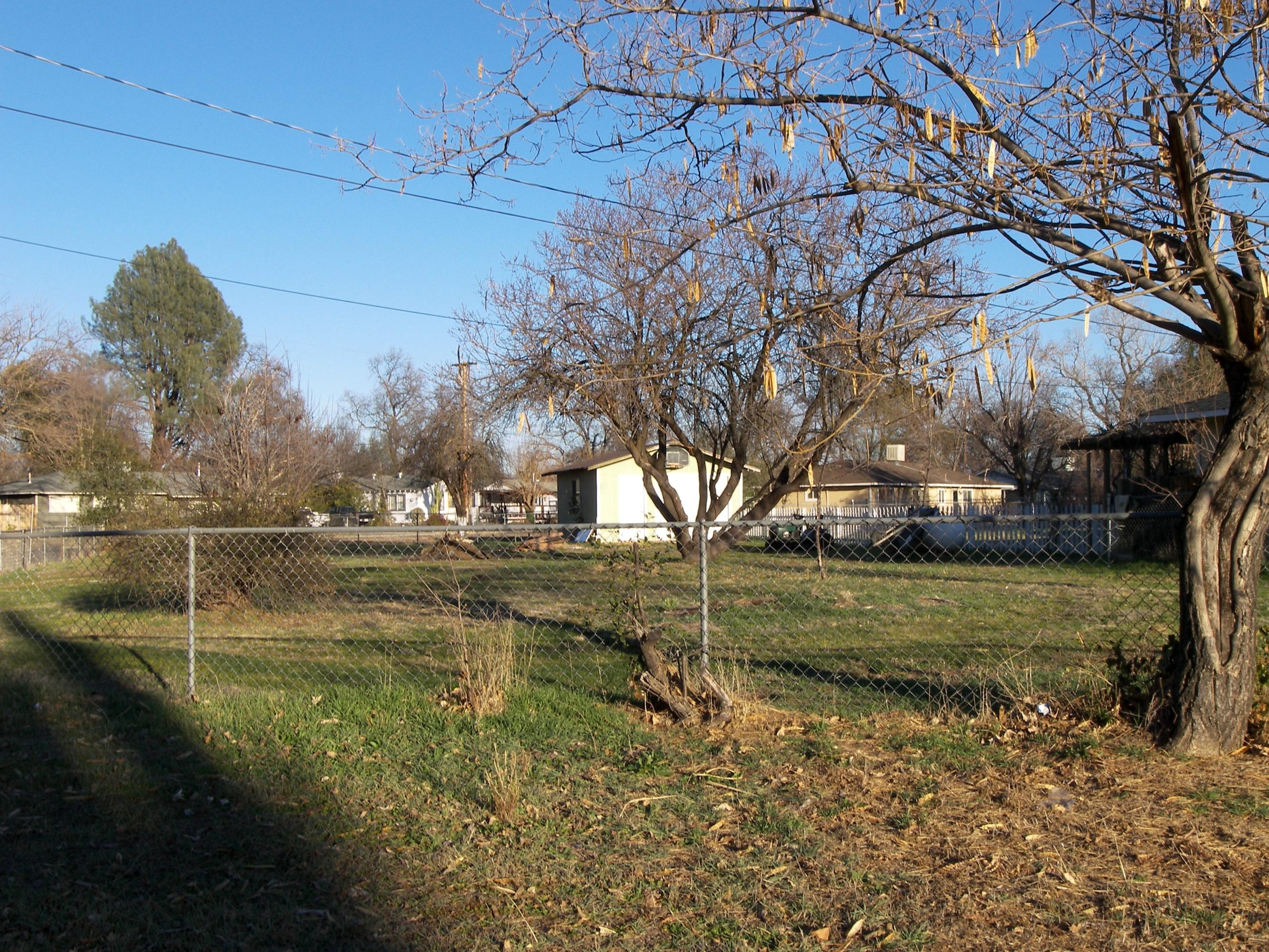 6921 Weeks Road Redding, CA 96002 - Photo 27 of 33 Property (B)