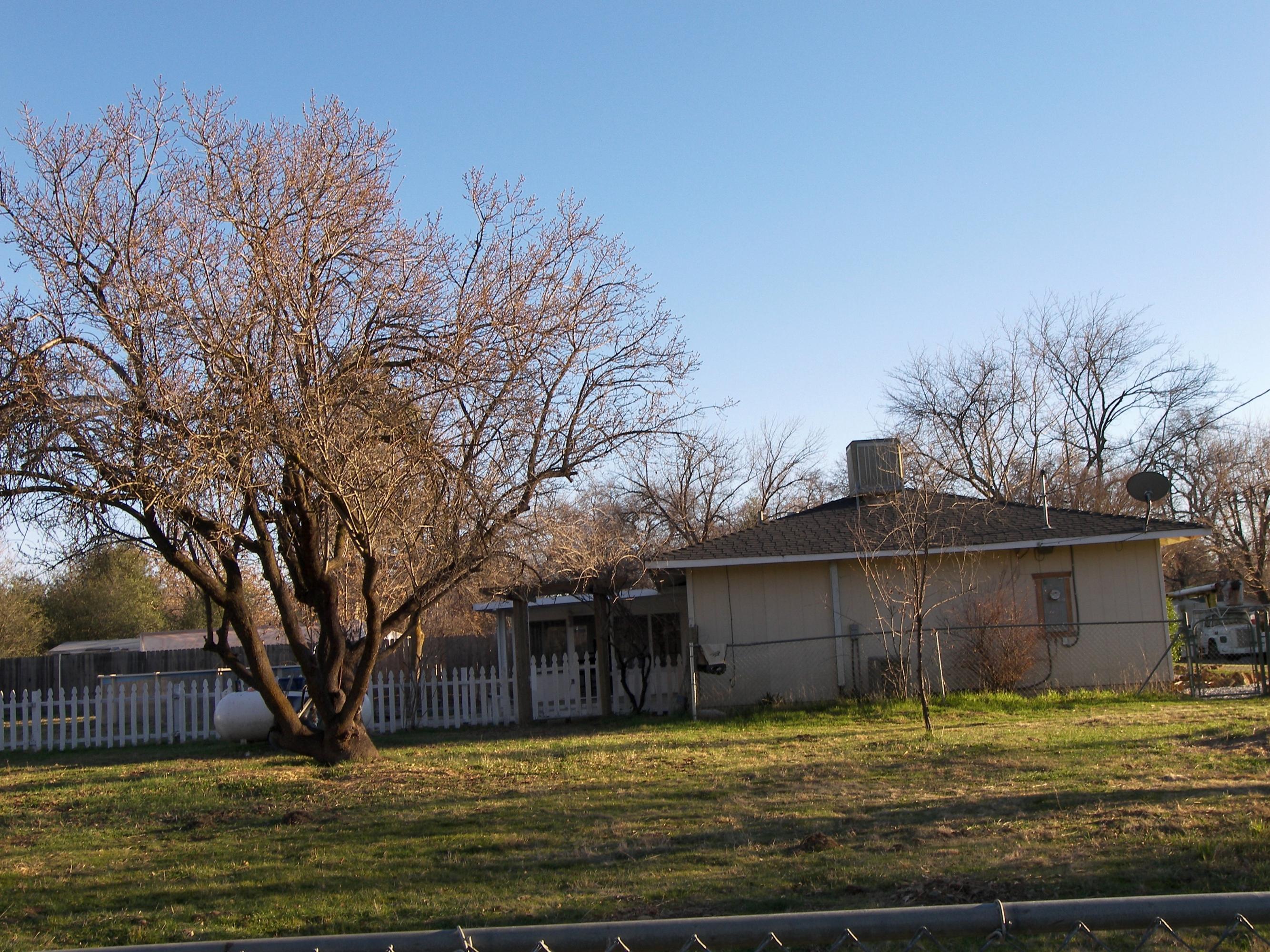 6921 Weeks Road Redding, CA 96002 - Photo 28 of 33 Property (C)