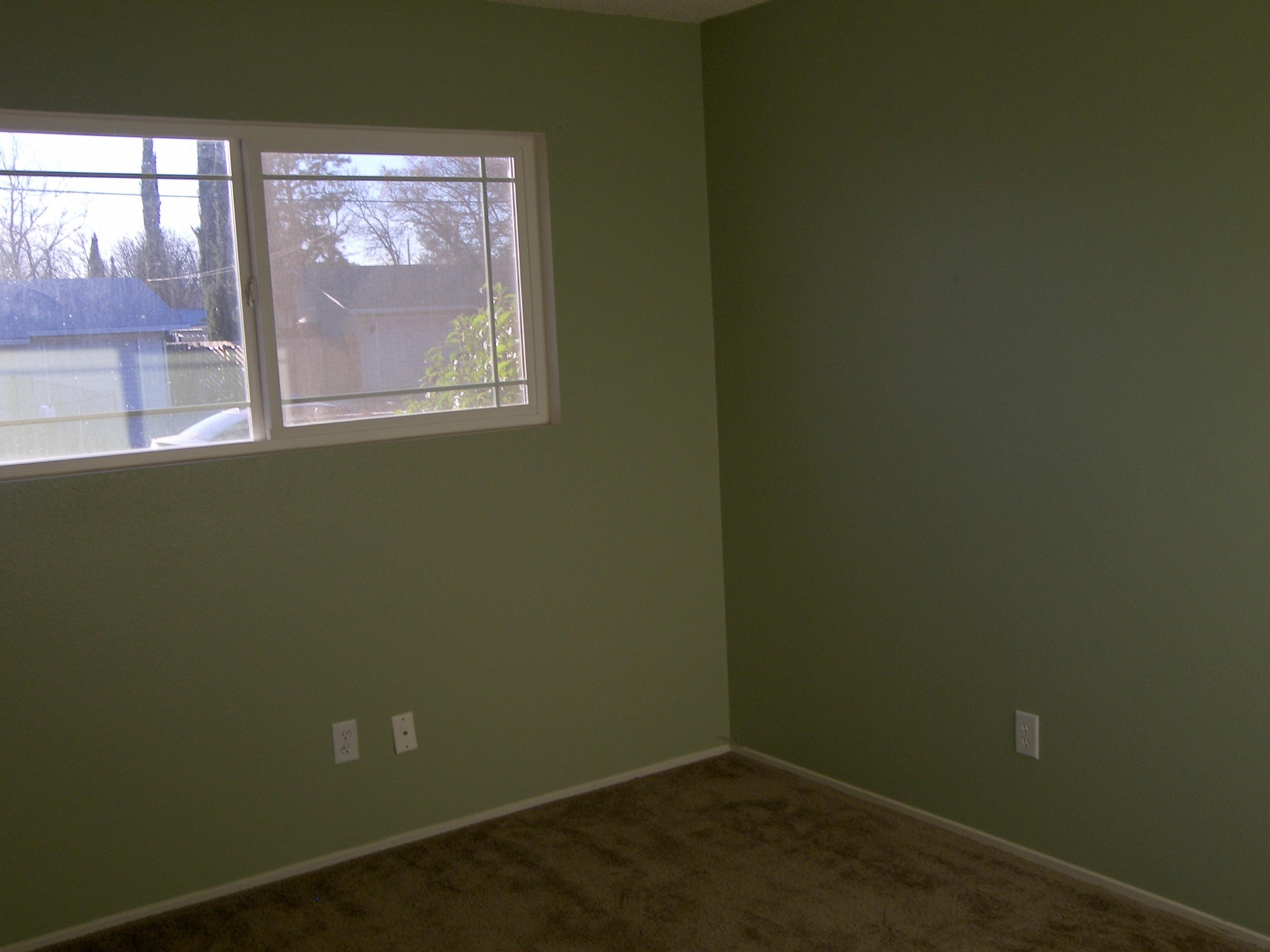 6921 Weeks Road Redding, CA 96002 - Photo 7 of 33 Bed Room (A)