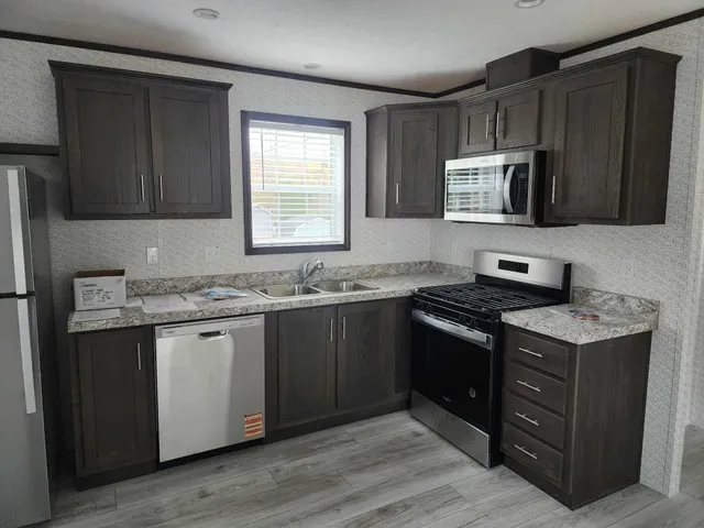 $96,906 | 41 Audrey Lane, Bennington, VT 05201