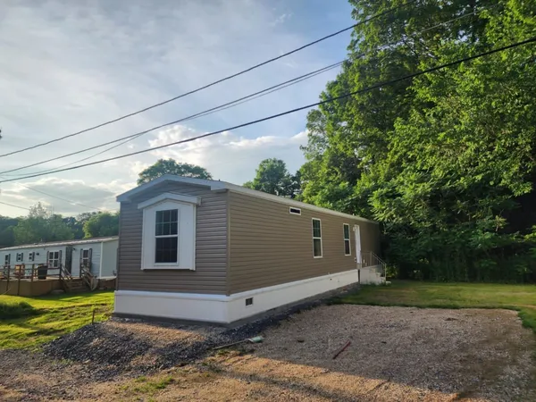 $96,906 | 41 Audrey Lane, Bennington, VT 05201