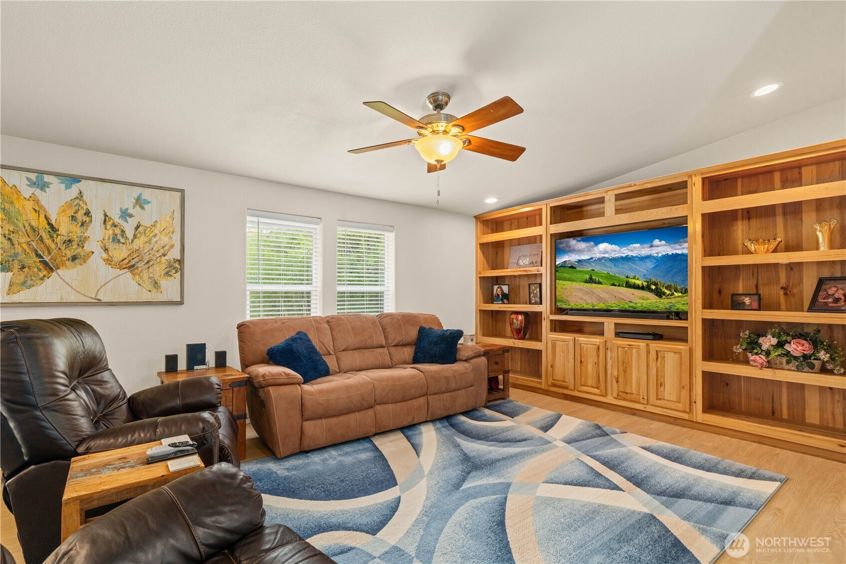 132 River Park Road Forks, WA 98331 - Photo 14 of 40 a living room with furniture and a window