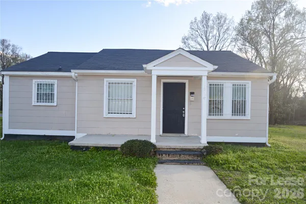 $1,350 | 1424 Kennon Street, Charlotte, NC 28205