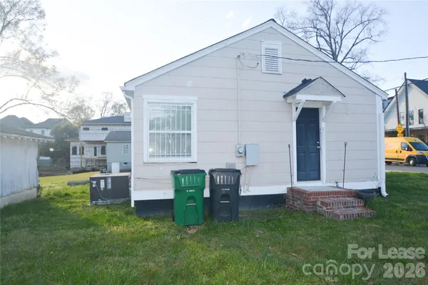 $1,350 | 1424 Kennon Street, Charlotte, NC 28205