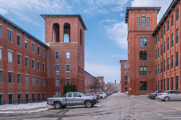 $349,900 | 1 Saco Island Terrace, Unit 101, Saco, ME 04072