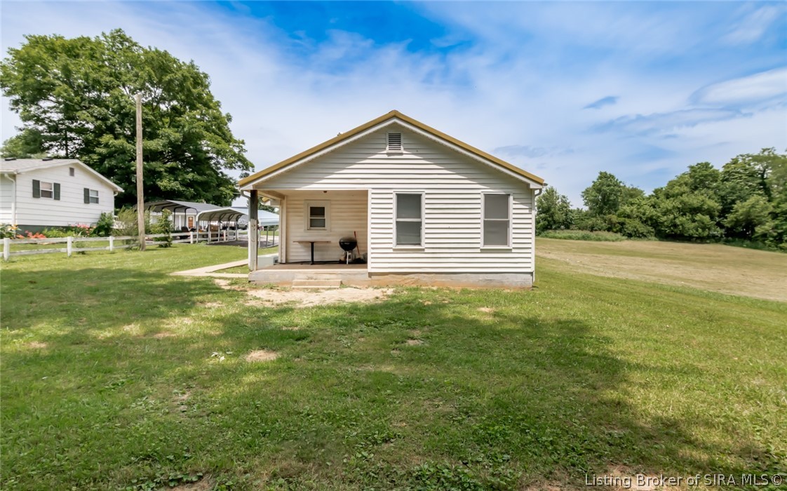 209 Carl Street Corydon, IN 47112 - Photo 8 of 36