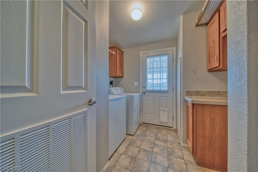 669 East Simkins Road Pahrump, NV 89060 - Photo 14 of 47 Gallery Image 14