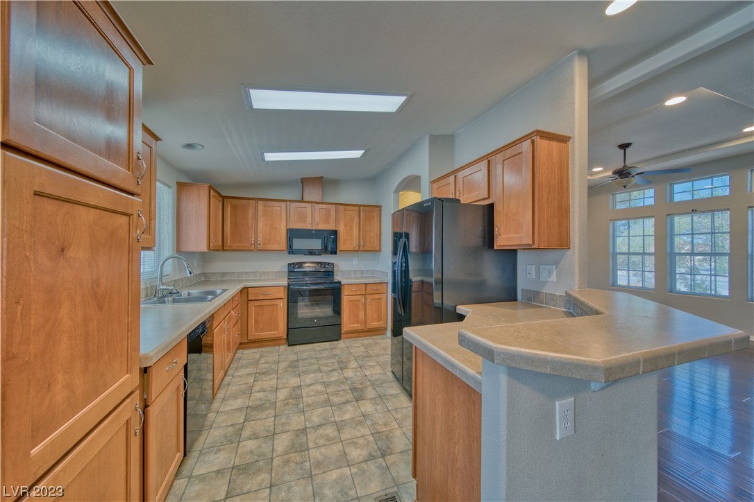 669 East Simkins Road Pahrump, NV 89060 - Photo 10 of 47 Gallery Image 10