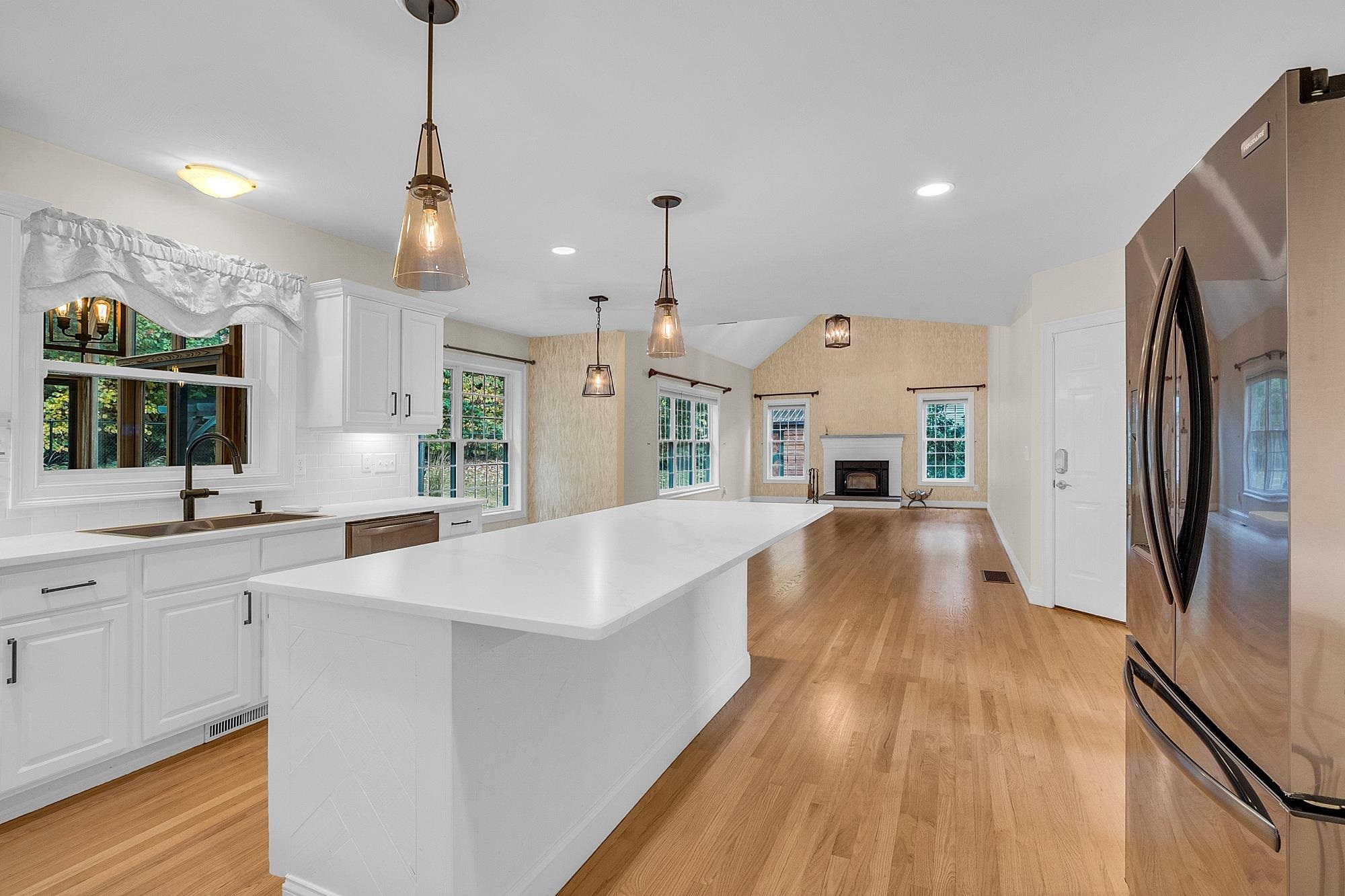 4 Butternut Road Windham, NH 03087 - Photo 3 of 48