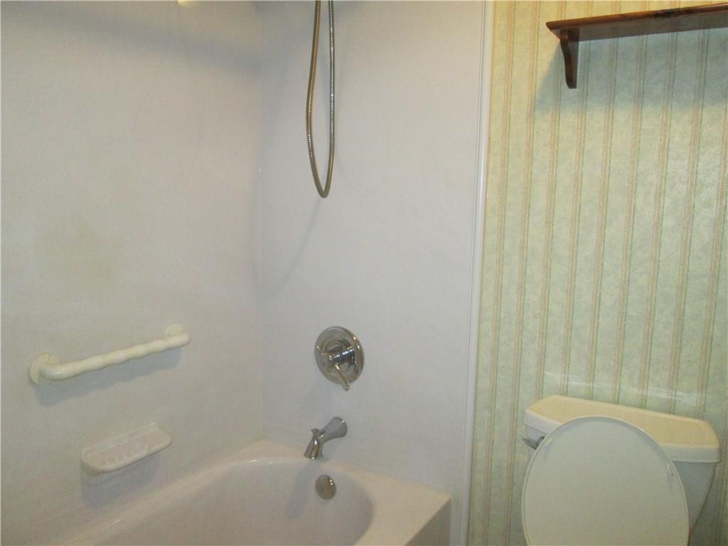 652 Patterson Road Bethel Park, PA 15102 - Photo 12 of 23 Gallery Image 12
