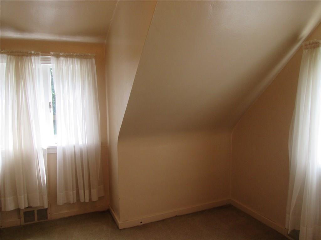 652 Patterson Road Bethel Park, PA 15102 - Photo 13 of 23 Gallery Image 13