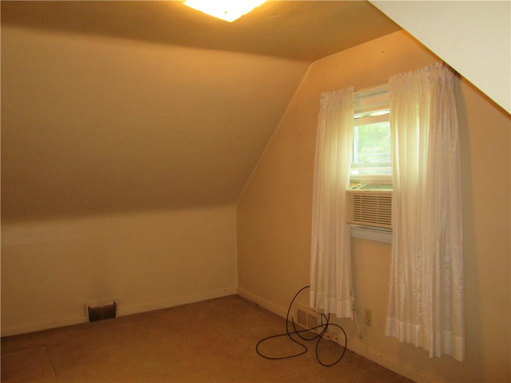 652 Patterson Road Bethel Park, PA 15102 - Photo 16 of 23 Gallery Image 16