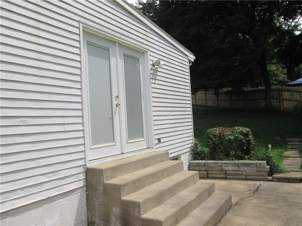 652 Patterson Road Bethel Park, PA 15102 - Photo 22 of 23 Gallery Image 22