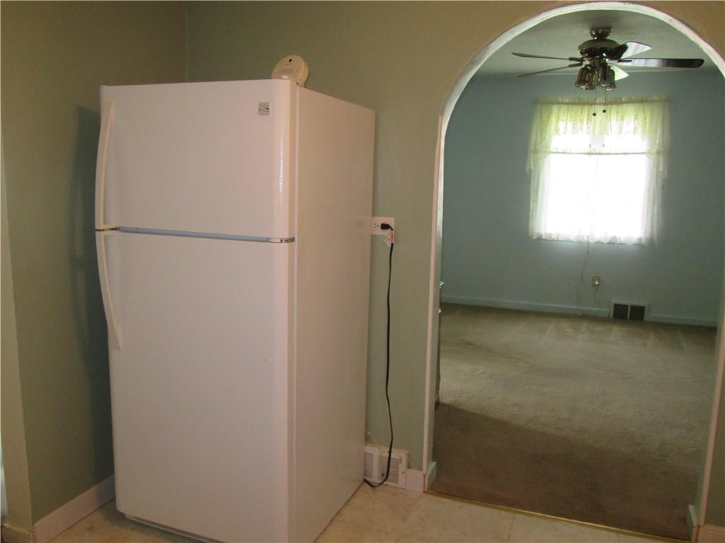 652 Patterson Road Bethel Park, PA 15102 - Photo 7 of 23 Gallery Image 7