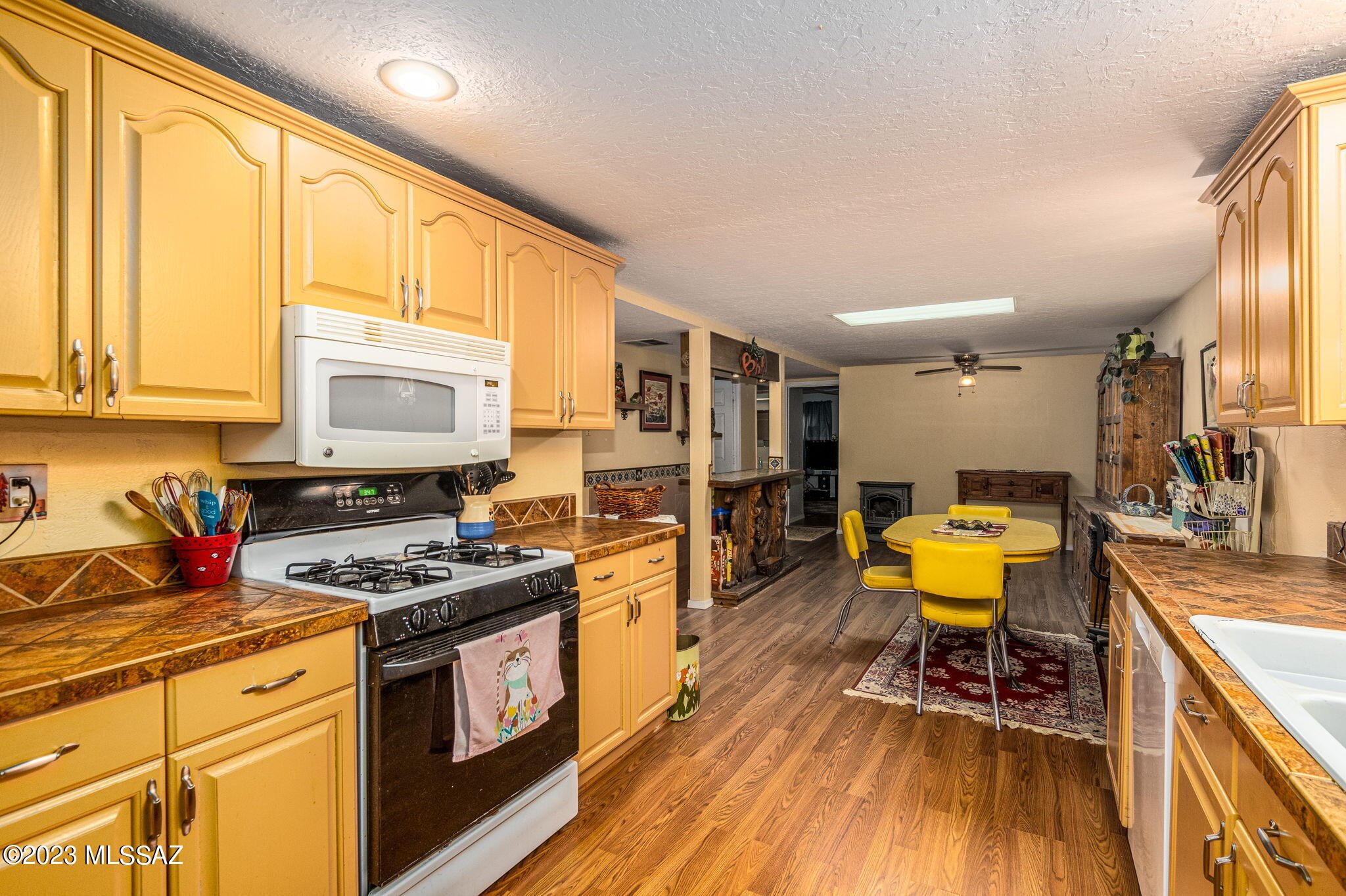 6270 North Desert Trail Road Tucson, AZ 85743 - Photo 8 of 33 Gallery Image 8