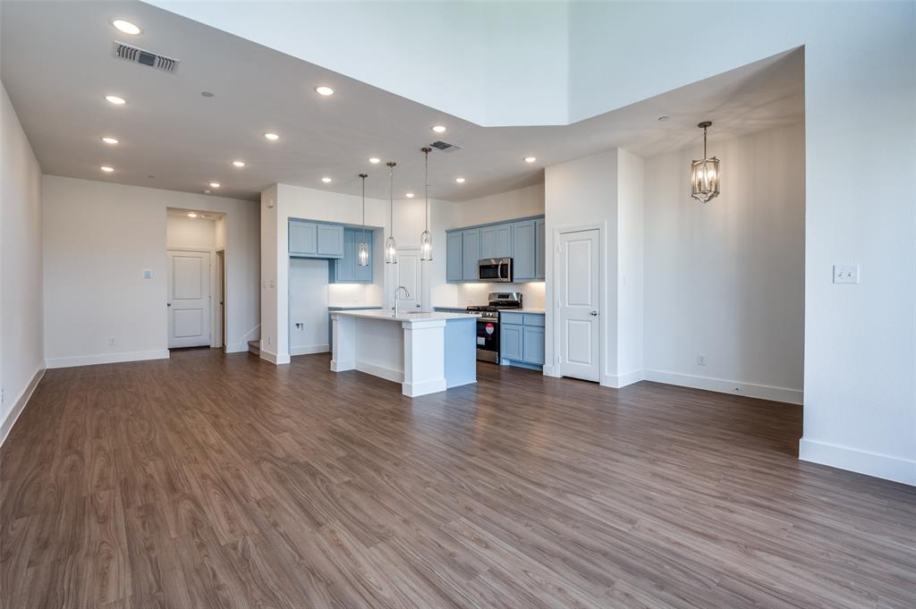 3707 Queen Road Sherman, TX 75090 - Photo 3 of 13