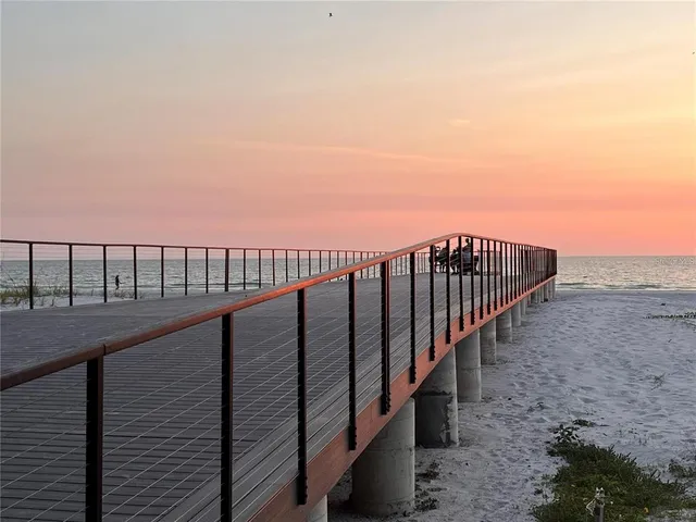 $299,000 | 880 Mandalay Avenue, Unit C512, Clearwater Beach, FL 33767