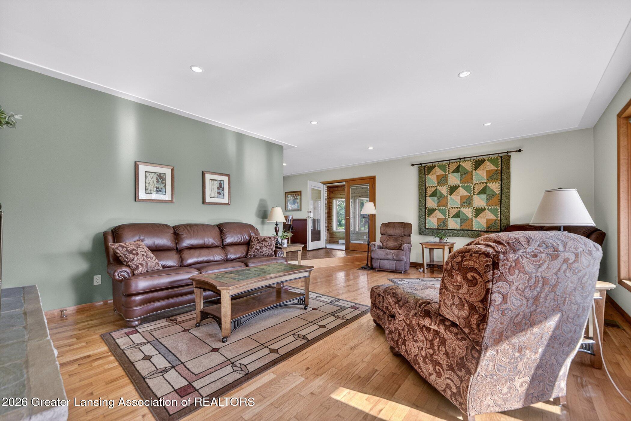 11165 Nixon Road Grand Ledge, MI 48837 - Photo 10 of 43 11165-Nixon-Rd-Windowstill-Photography 6