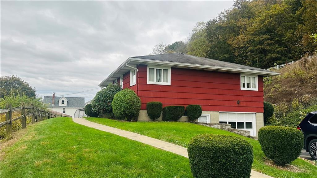 133 Old Pike Road Freeport, PA 16229 - Photo 2 of 30