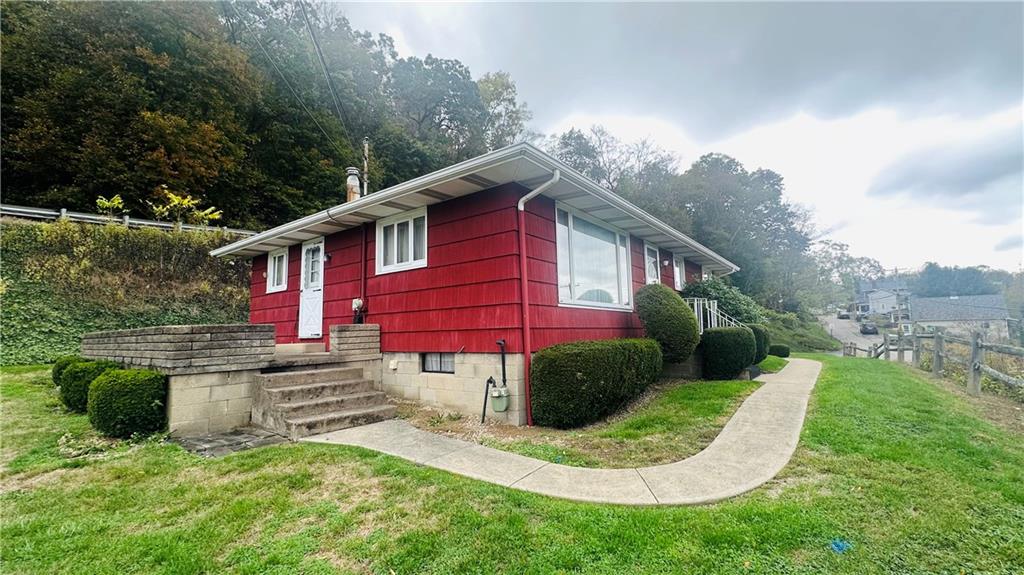 133 Old Pike Road Freeport, PA 16229 - Photo 4 of 30