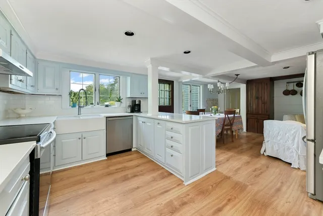 $3,450,000 | 10 Reiling Pond Road, Lincoln, MA 01773