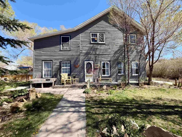 $300,000 | 258 West Railroad Avenue, Green River, WY 82935