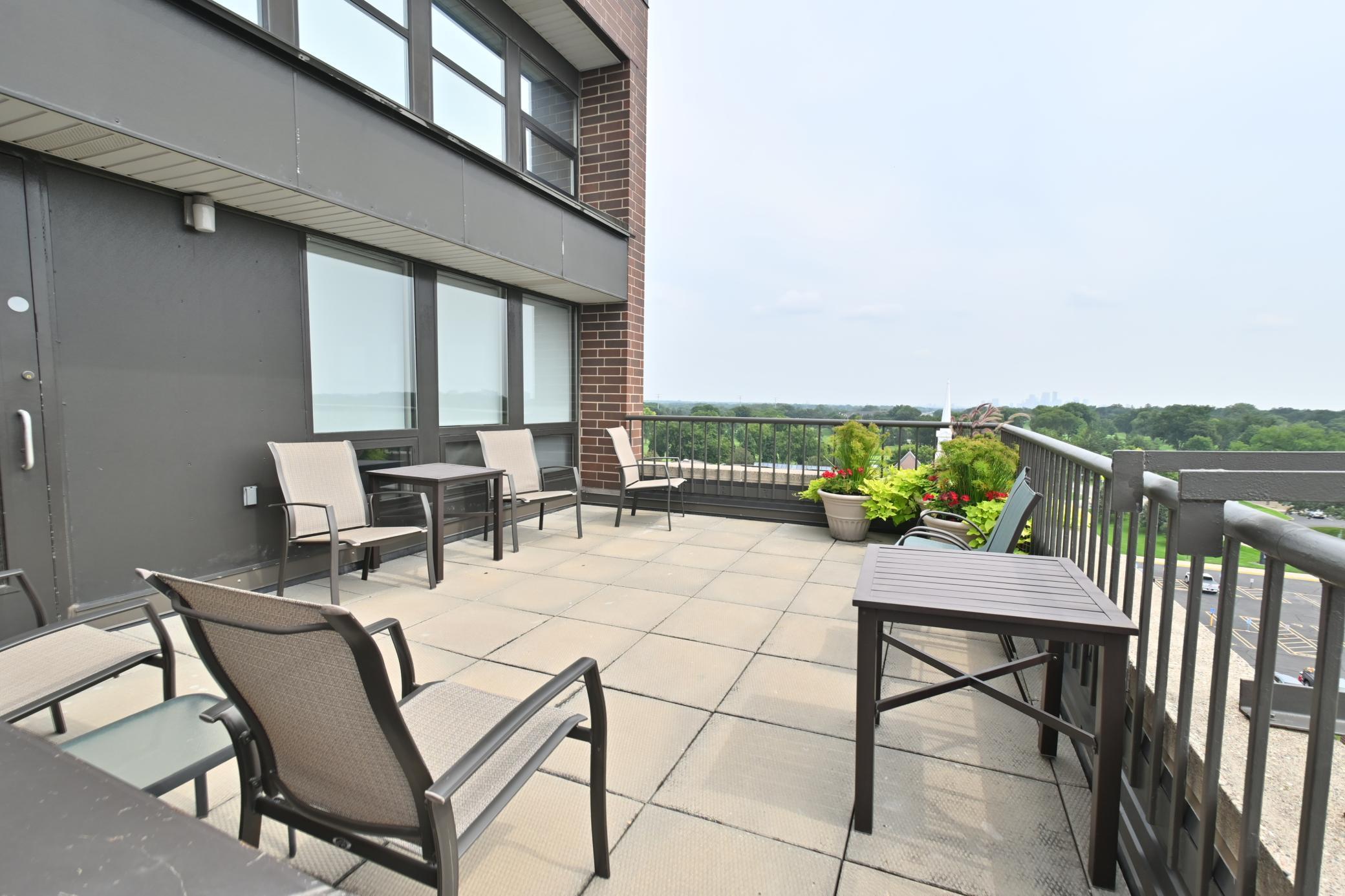 7600 Golden Valley Road, Unit 510 Golden Valley, MN 55427 - Photo 18 of 21