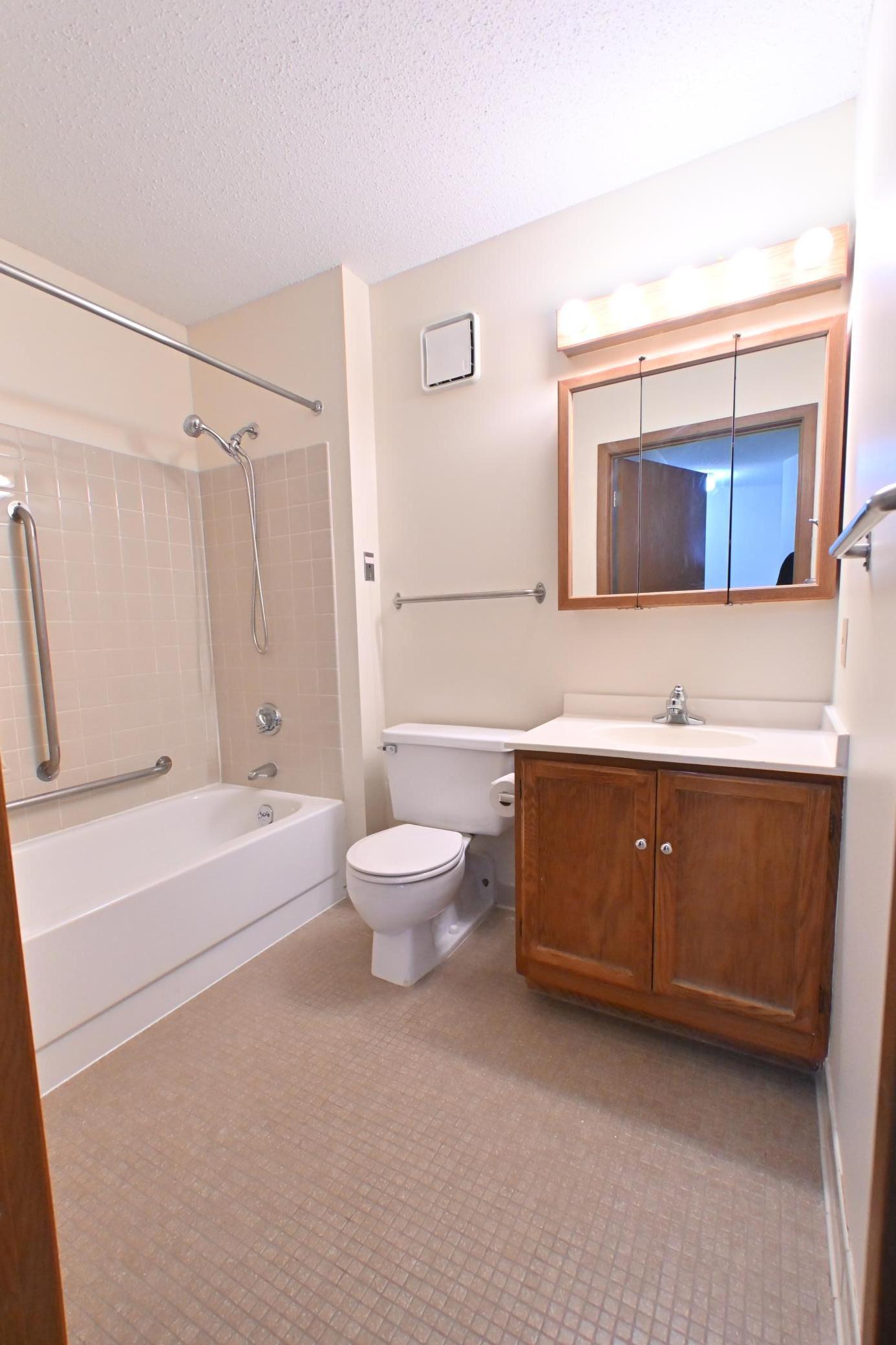 7600 Golden Valley Road, Unit 510 Golden Valley, MN 55427 - Photo 7 of 21