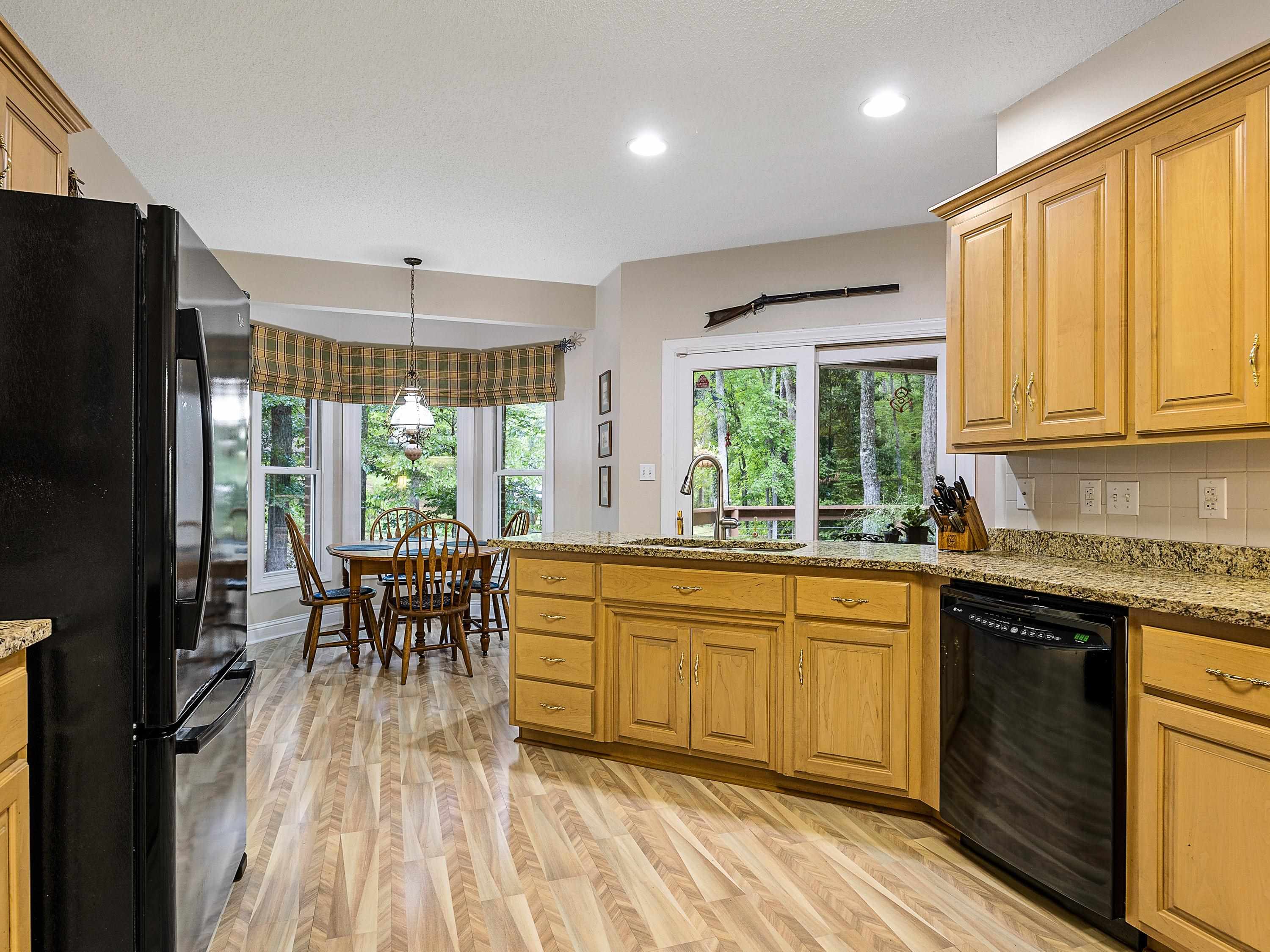 114 Wendover Road Greenwood, SC 29649 - Photo 12 of 36