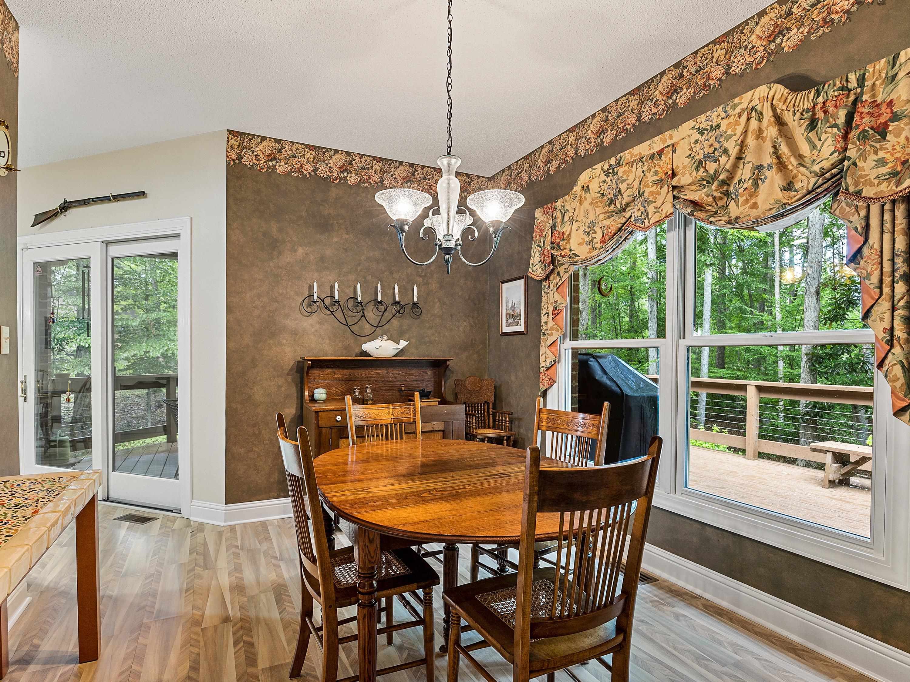 114 Wendover Road Greenwood, SC 29649 - Photo 15 of 36