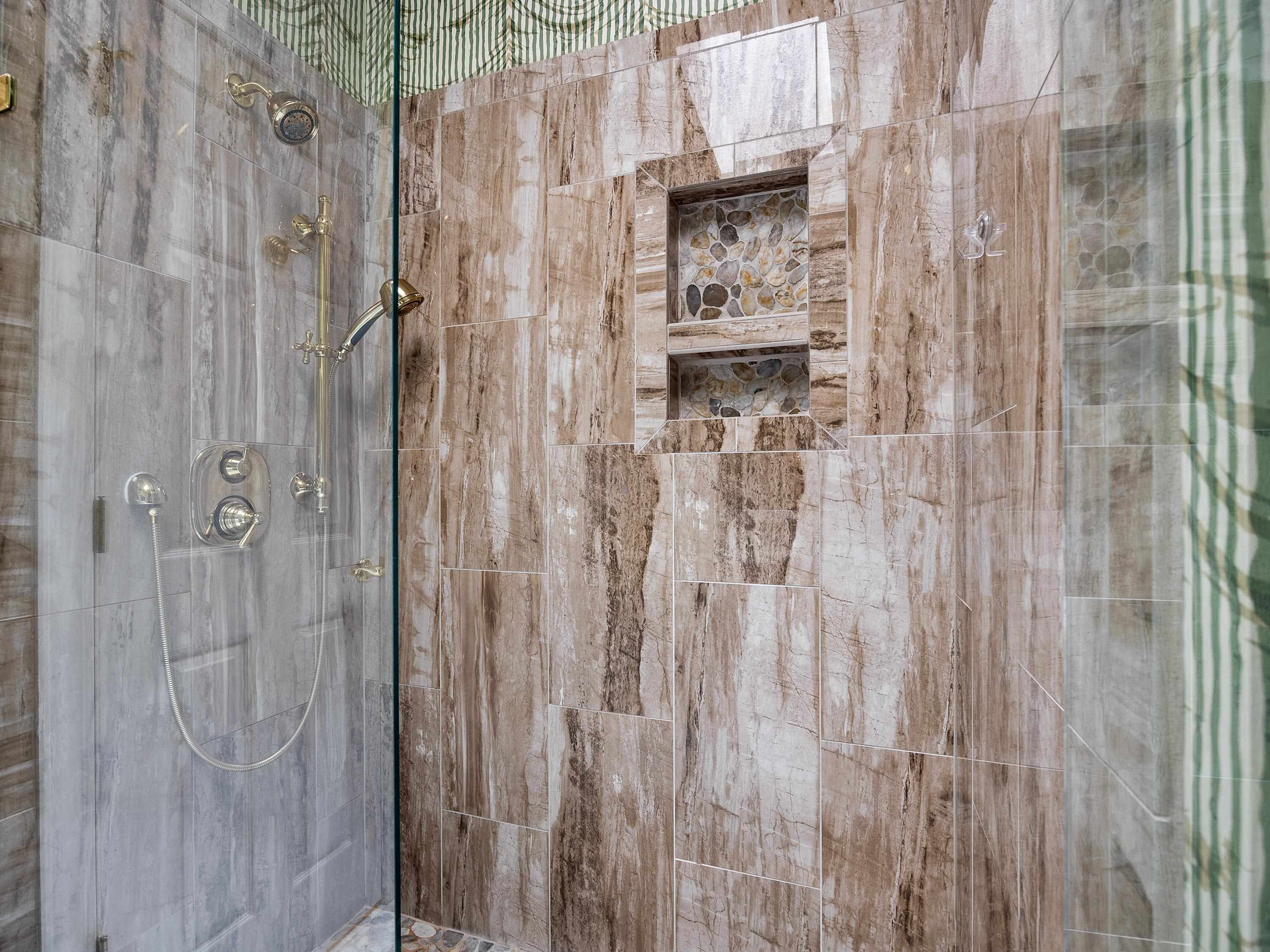 114 Wendover Road Greenwood, SC 29649 - Photo 20 of 36