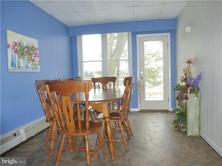43 Federal City Road Ewing, NJ 08638 - Photo 9 of 25 Breakfast Room