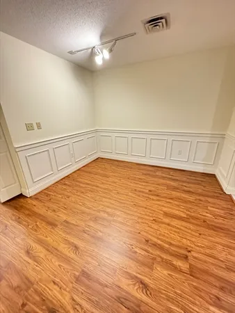 $3,100 | 400 Brookside Drive, Unit G, Andover, MA 01810