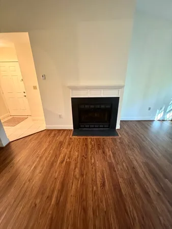 $3,100 | 400 Brookside Drive, Unit G, Andover, MA 01810