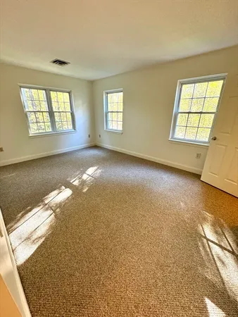 $3,100 | 400 Brookside Drive, Unit G, Andover, MA 01810