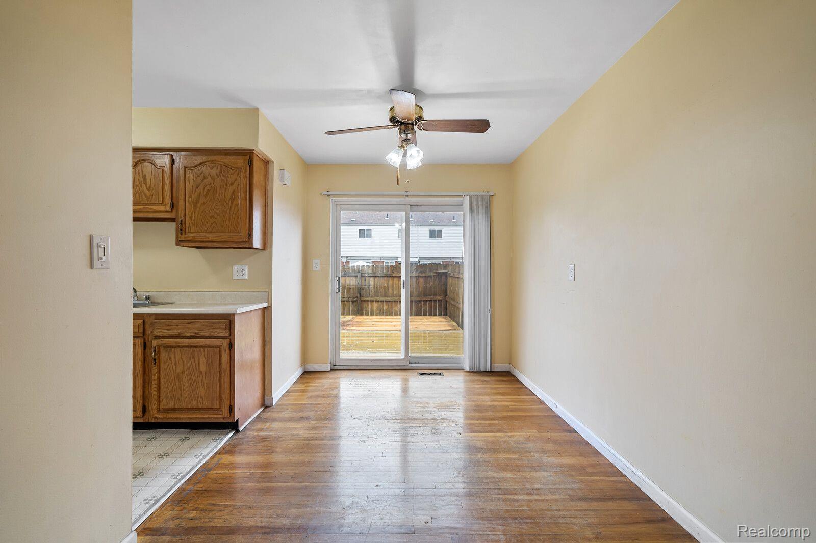 20251 15 Mile Road Clinton Township, MI 48035 - Photo 7 of 25 Gallery Image 7